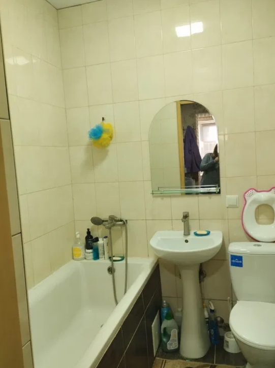 продажа однокомнатной квартиры номер A-173876 в Малиновском районе, фото номер 8